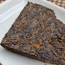 Load image into Gallery viewer, #680 2004 Sheng Puerh - Wild Zhuan Cha Old Trees
