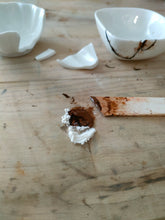 Load image into Gallery viewer, Taller de Kintsugi Tradicional 5 días (22 Enero - 5 Marzo a las 18h)
